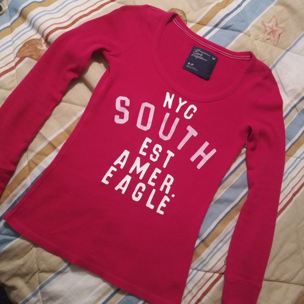 American Eagle thermal top
